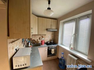 <a class='adt__geo' href='/nerukhomist/prodazh-kvartyr-budynkiv/kvartyry/kyiv-misto/q-2-кімнатні/'>2 кімнати</a>-комнатная квартира, ст.м. Олимпийская