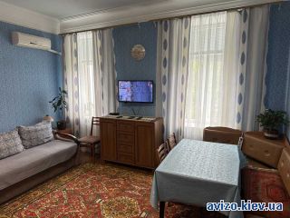 Продам <a class='adt__geo' href='/nerukhomist/prodazh-kvartyr-budynkiv/kvartyry/kyiv-misto/q-2-кімнатні/'>2 кімнати</a>-комнатную квартиру, ст.м. Нивки