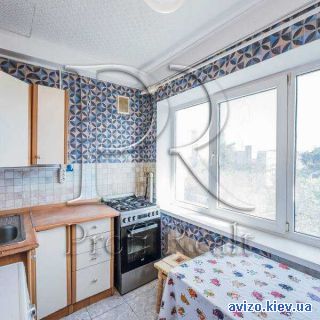 Продаю <a class='adt__geo' href='/nerukhomist/prodazh-kvartyr-budynkiv/kvartyry/kyiv-misto/q-1-кімнатні/'>1 кімната</a>-комнатную квартиру, ст.м. Дарница