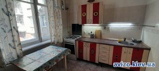 Сдаю <a class='adt__geo' href='/nerukhomist/orenda-kvartyr-budynkiv/kvartyry/kyiv-misto/q-1-кімнатні/'>1 кімната</a>-комнатную квартиру, ст.м. Голосеевская