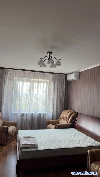 Аренда <a class='adt__geo' href='/nerukhomist/orenda-kvartyr-budynkiv/kvartyry/kyiv-misto/q-1-кімнатні/'>1 кімната</a>-комнатной квартиры