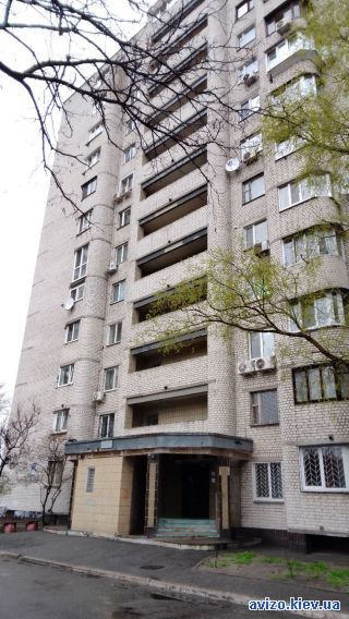 Сдам <a class='adt__geo' href='/nerukhomist/orenda-kvartyr-budynkiv/kvartyry/kyiv-misto/q-1-кімнатні/'>1 кімната</a>-комнатную квартиру, ст.м. Черниговская