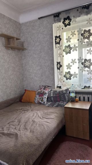 Продам комнату, ст.м. Дарница