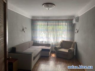 Сдам <a class='adt__geo' href='/nerukhomist/orenda-kvartyr-budynkiv/kvartyry/kyiv-misto/q-2-кімнатні/'>2 кімнати</a>-комнатную квартиру