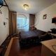 <a class="adt__geo" href="/nerukhomist/prodazh-kvartyr-budynkiv/kvartyry/kyiv-misto/q-3-кімнатні/">3 кімнати</a>-комнатная квартира, ст.м. Позняки