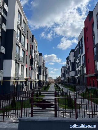 Продажа <a class='adt__geo' href='/nerukhomist/prodazh-kvartyr-budynkiv/kvartyry/kyivska-oblast/q-1-кімнатні/'>1 кімната</a>-комнатной квартиры, Гатное