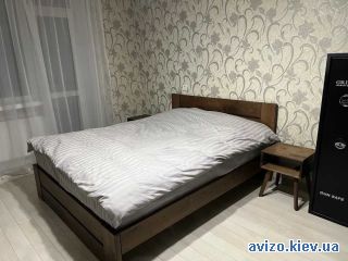 Сдается <a class='adt__geo' href='/nerukhomist/orenda-kvartyr-budynkiv/kvartyry/kyiv-misto/q-1-кімнатні/'>1 кімната</a>-комнатная квартира, ст.м. Вокзальная