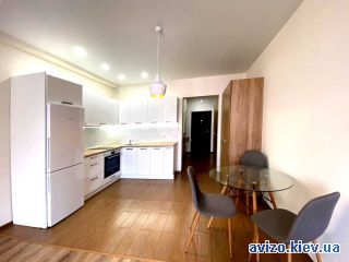 Продажа <a class='adt__geo' href='/nerukhomist/prodazh-kvartyr-budynkiv/kvartyry/kyiv-misto/q-1-кімнатні/'>1 кімната</a>-комнатной квартиры, ст.м. Васильковская