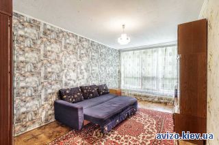 Продам <a class='adt__geo' href='/nerukhomist/prodazh-kvartyr-budynkiv/kvartyry/kyiv-misto/q-1-кімнатні/'>1 кімната</a>-комнатную квартиру, ст.м. Левобережная