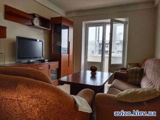 Продается <a class='adt__geo' href='/nerukhomist/prodazh-kvartyr-budynkiv/kvartyry/kyiv-misto/q-3-кімнатні/'>3 кімнати</a>-комнатная квартира