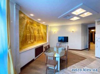 Аренда <a class='adt__geo' href='/nerukhomist/orenda-kvartyr-budynkiv/kvartyry/kyiv-misto/q-4-кімнатні/'>4 кімнати</a>-комнатной квартиры