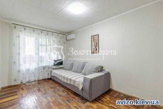 <a class='adt__geo' href='/nerukhomist/prodazh-kvartyr-budynkiv/kvartyry/kyiv-misto/q-1-кімнатні/'>1 кімната</a>-комнатная квартира