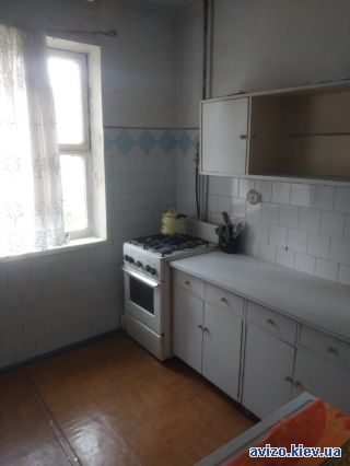 Сдам <a class='adt__geo' href='/nerukhomist/orenda-kvartyr-budynkiv/kvartyry/kyiv-misto/q-2-кімнатні/'>2 кімнати</a>-комнатную квартиру