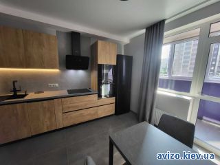 Сдам <a class='adt__geo' href='/nerukhomist/orenda-kvartyr-budynkiv/kvartyry/kyiv-misto/q-1-кімнатні/'>1 кімната</a>-комнатную квартиру