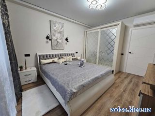 Аренда <a class='adt__geo' href='/nerukhomist/orenda-kvartyr-budynkiv/kvartyry/kyiv-misto/q-2-кімнатні/'>2 кімнати</a>-комнатной квартиры, ст.м. Васильковская