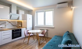 <a class='adt__geo' href='/nerukhomist/prodazh-kvartyr-budynkiv/kvartyry/kyiv-misto/q-1-кімнатні/'>1 кімната</a>-комнатная квартира