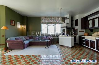 Продается <a class='adt__geo' href='/nerukhomist/prodazh-kvartyr-budynkiv/kvartyry/kyiv-misto/q-3-кімнатні/'>3 кімнати</a>-комнатная квартира, ст.м. Выдубичи