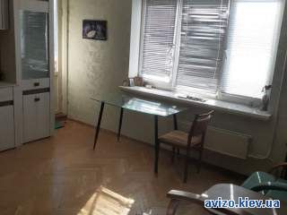 Продаж 2к квартири 52 кв. м на шосе Харківське 51