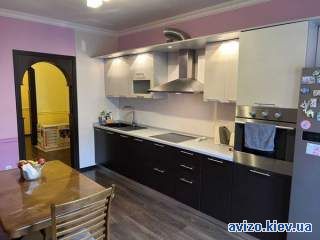 Продажа 3к квартиры 93.8 кв.м. по ул. Урловская 15