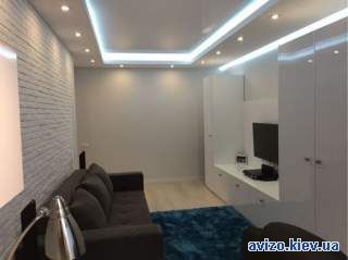 Продажа 4комн. квартиры. Драгоманова ул. 4а, Дарницкий р-н