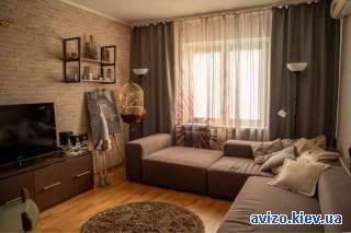 Продаж. 1-к квартира Олени Пчілки 2Б