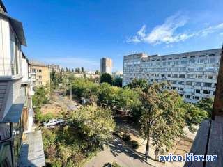 Продаж 3к квартири, Соборності 7