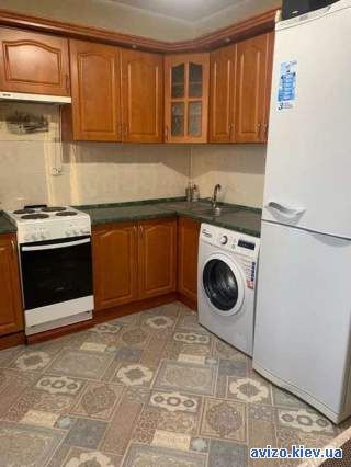 Сдается квартира Киев, Дарницкий, ул. Вишняковская, 5 код 111677828
