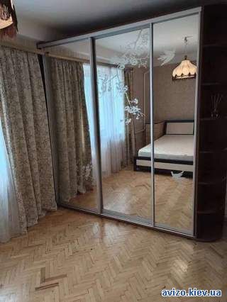 Сдается квартира Киев, Дарницкий, ул. Пожарского, 8 код 111691281