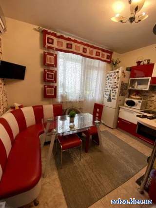 2к на Чавдар, метро (Осокорки, Позняки)