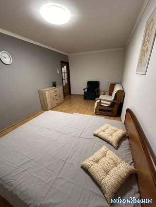 3к метро Дарниця