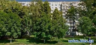 Продам 3-Х кімнатну на Людмили Павліченко.