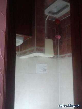 Продам офисное здание на Дарницкой площади