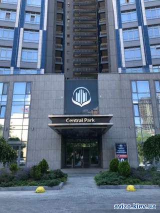 Здам велике паркомісце в ЖК "Central Park"