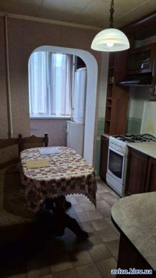 1к біля Дарницького ЖД