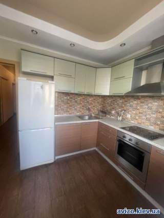 1к метро Харківська
