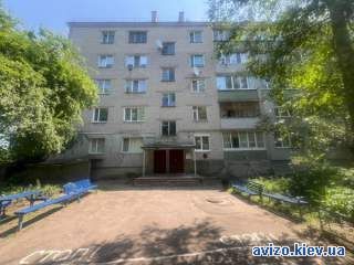 Продаж 2 кім квартира в місті Яготин центр р-н Каштани