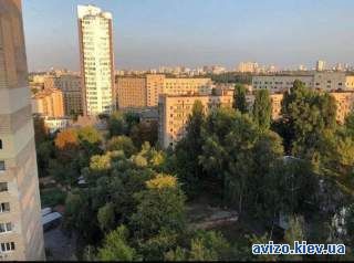Продаж 1-к квартири по вул. Олексія Тихого, 25