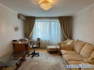 3к. квартира, Печерськ