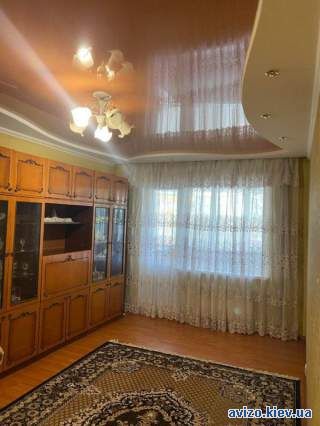 Оренда 3 кімнатної квартири по вул. Івана Кожедуба