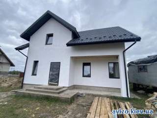 Продам будинок в Макарові