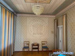 3 кімнатна, вул. Івана Світличного 4А, Соломянський р-н
