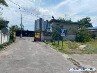 Здам паркомісце на вул. Березняківська, 17. Від власника