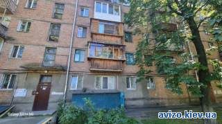 Продам 3 комн.квартирі 55 кв.м. на ул.Автозаводской 21 А,Приорка