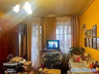 Продам комнату с балконом на Крытом Рынке.