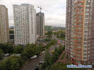 Продається затишна 1-кімнатна квартира біля метро Осокорки!
