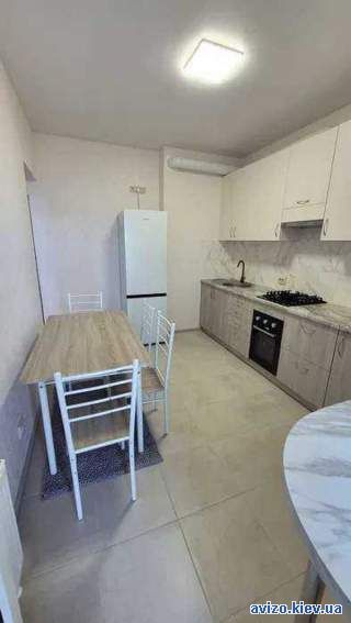 1003632 довгострокова оренда 1-к квартира Фастівський, Гатне, 17000 гр