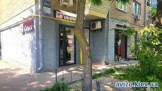 1000934 Продаж магазину 61,2м2 з орендарями вул.Деревлянська, 20/2