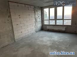 Продам <a class='adt__geo' href='/nerukhomist/prodazh-kvartyr-budynkiv/kvartyry/kyiv-misto/q-3-кімнатні/'>3 кімнати</a>-комнатную квартиру, ст.м. Выставочный центр