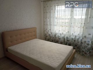 Продам <a class='adt__geo' href='/nerukhomist/prodazh-kvartyr-budynkiv/kvartyry/kyiv-misto/q-1-кімнатні/'>1 кімната</a>-комнатную квартиру, ст.м. Академгородок