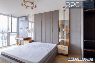Продам <a class='adt__geo' href='/nerukhomist/prodazh-kvartyr-budynkiv/kvartyry/kyiv-misto/q-2-кімнатні/'>2 кімнати</a>-комнатную квартиру, ст.м. Левобережная